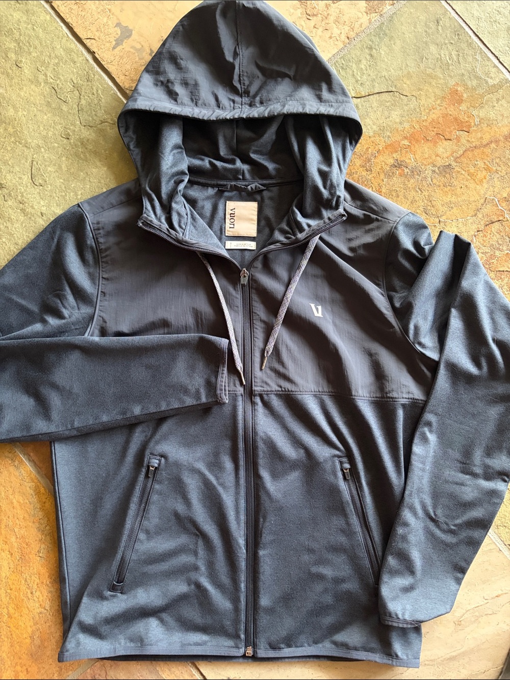 Vuori Men's Charcoal Hooded Performance Jacket